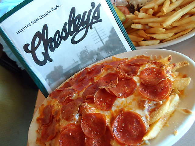 The Most Amazing Fries You'll Ever Eat   YUMMY - PIZZA FRIES at Chesley's